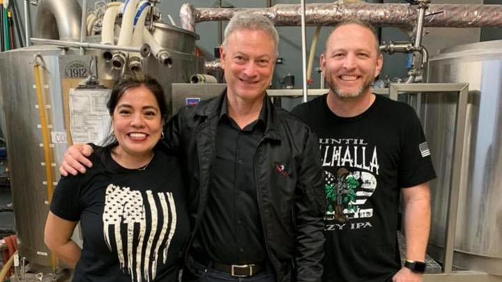 Actor Gary Sinise spends time at Tucson's 1912 Brewing Co.